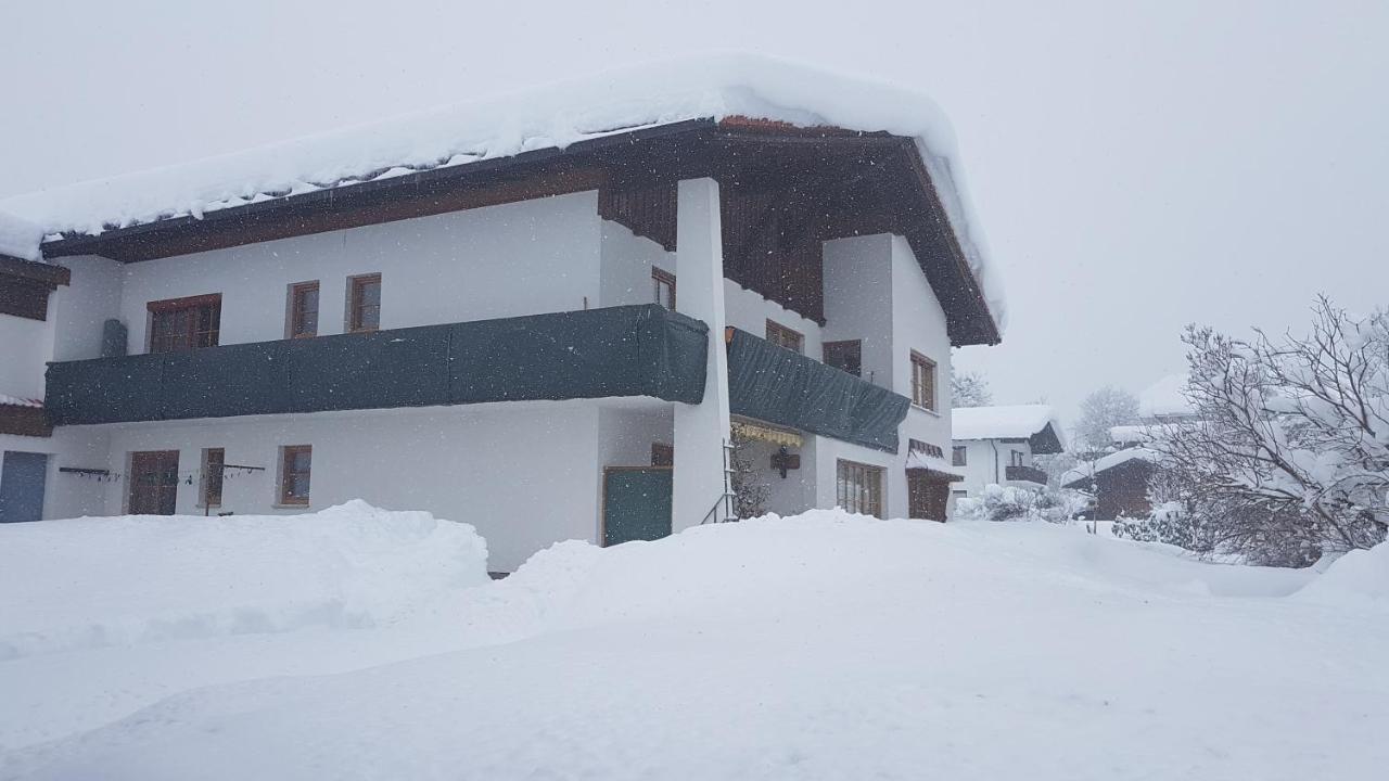 Ferienwohnung Stickler Reutte Luaran gambar